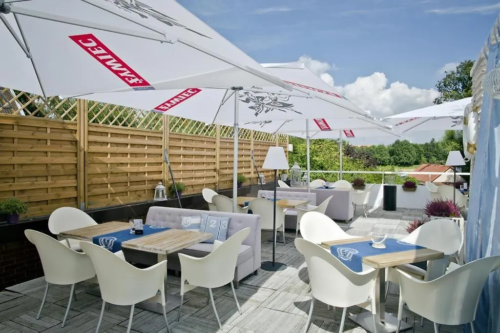 Odra Harbor - Apartament Nad Rzeka Na Krotko I Dlugo Z Parkingiem Wroclaw 0*,  Poland